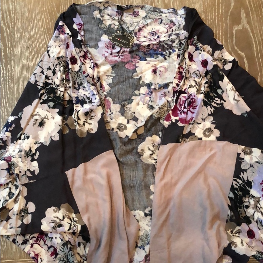 Beautiful Shaw size one size fits all